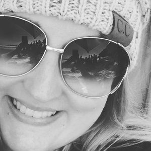 Meet your Posher, Amy